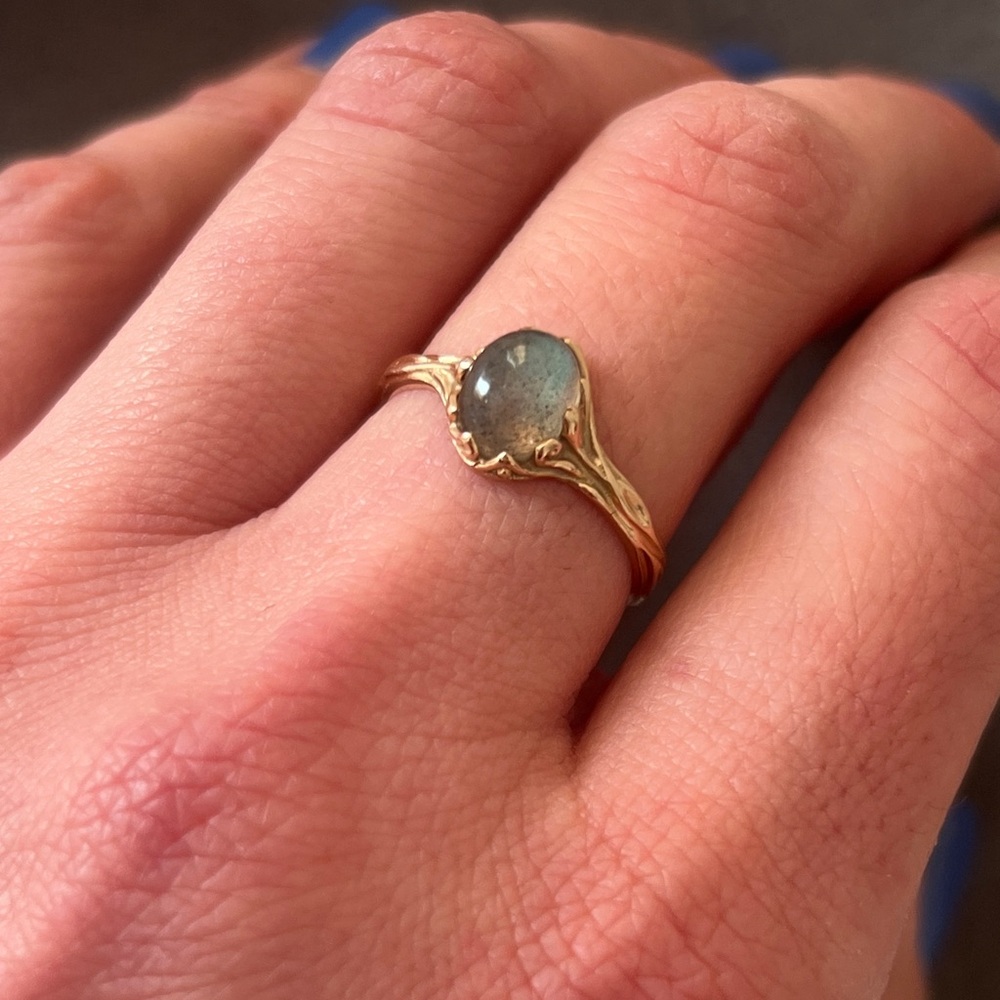 14k gold, Labradorite stone ring, minimalist ring
